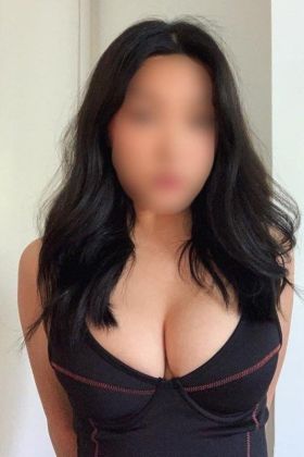Afghan escort Annie (Canberra)