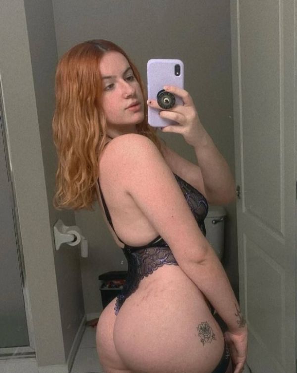 whore Vicky from Canberra